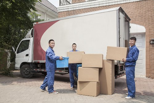 Man With Van Nagshead moving support for homes